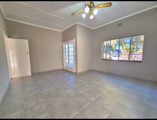 3 BEDROOM HOUSE FOR SALE IN BRENTHURST